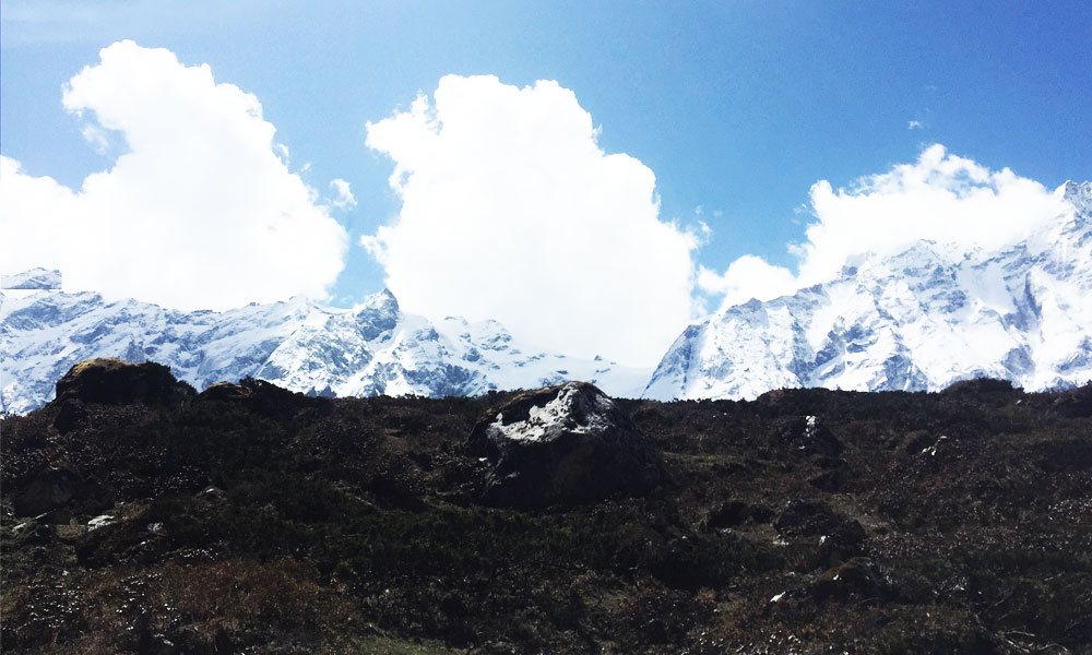 manaslu circuit trek 