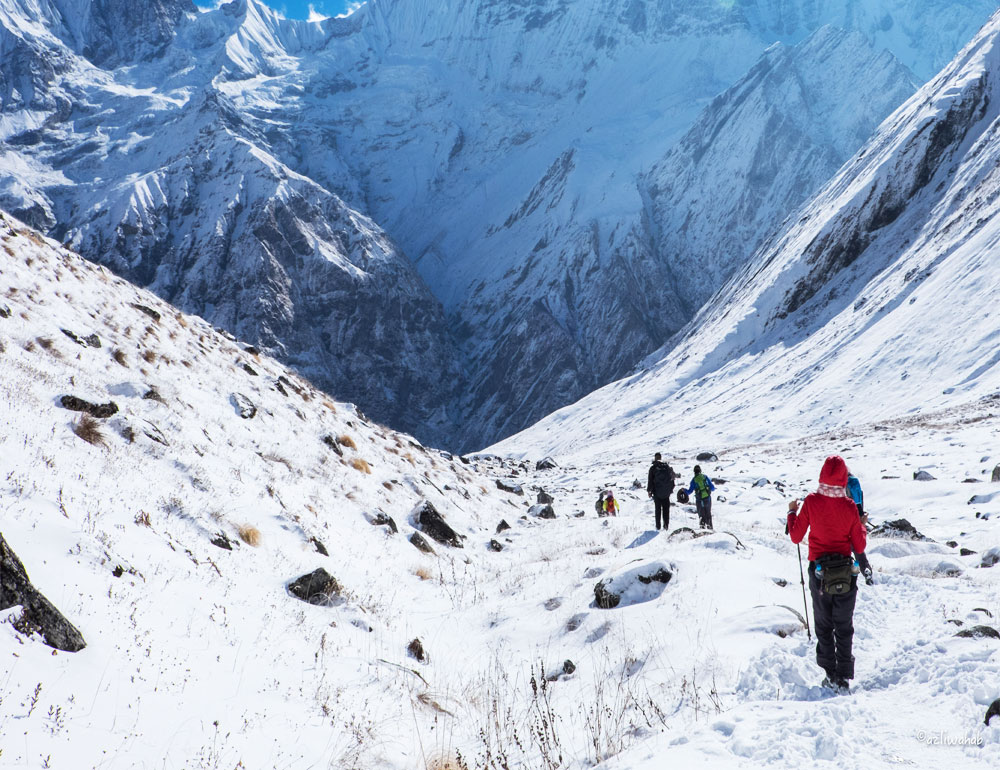 snow in wintter trek to abc