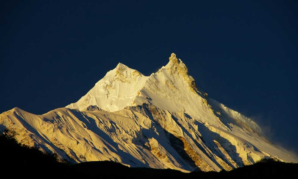 manaslu circuit trek