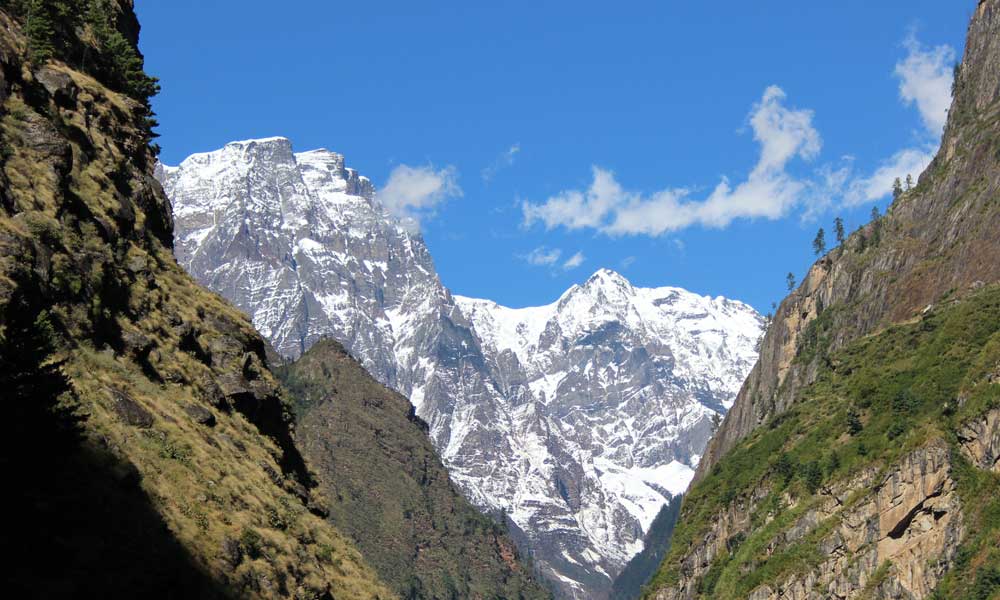 best time for Manaslu Circuit Trek 16 days