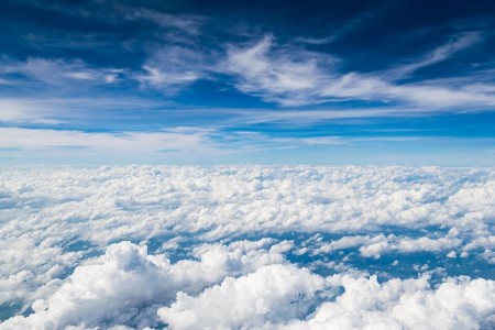 flying on the Everest's Sky